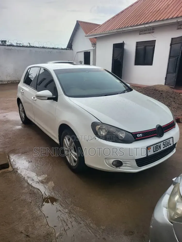 Volkswagen Golf 2014 White
