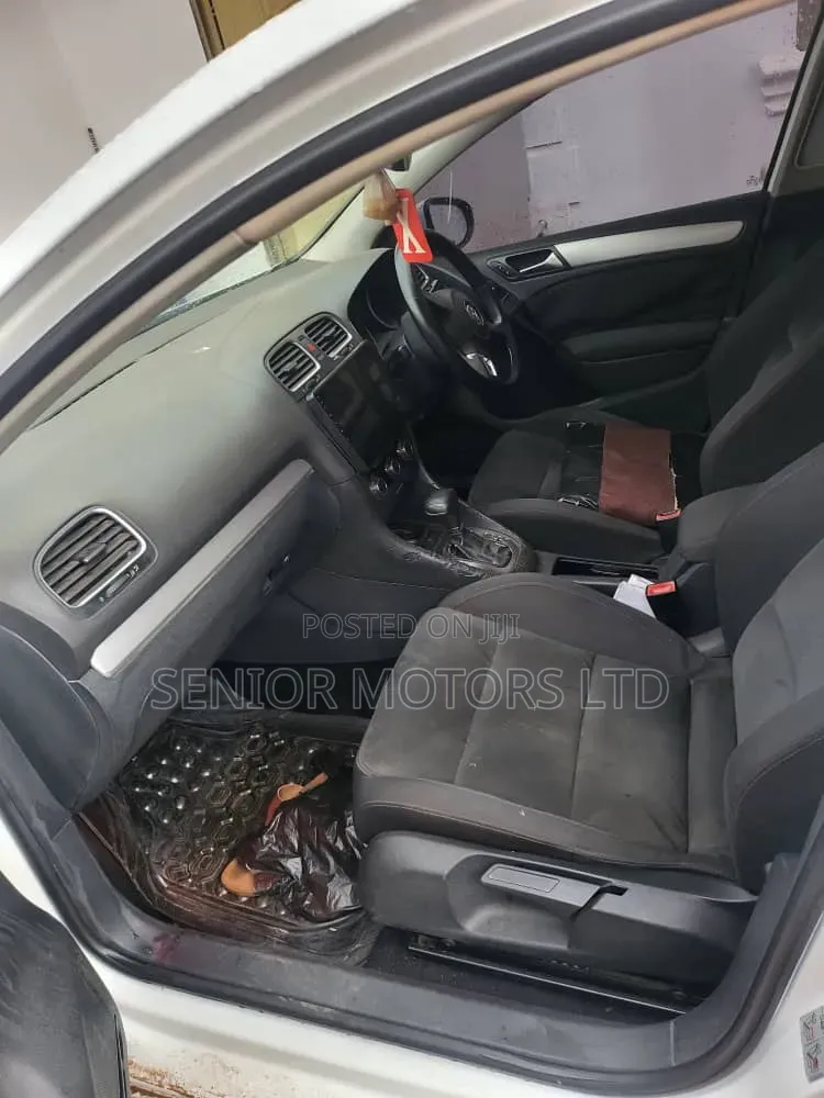 Volkswagen Golf 2014 White