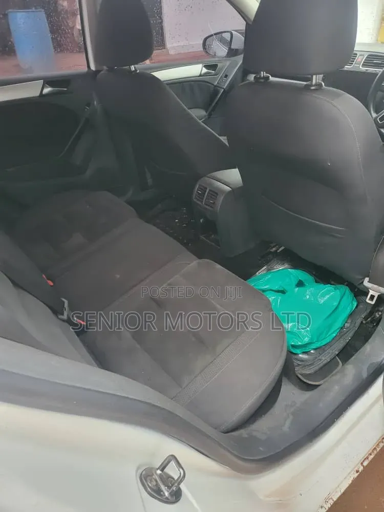 Volkswagen Golf 2014 White
