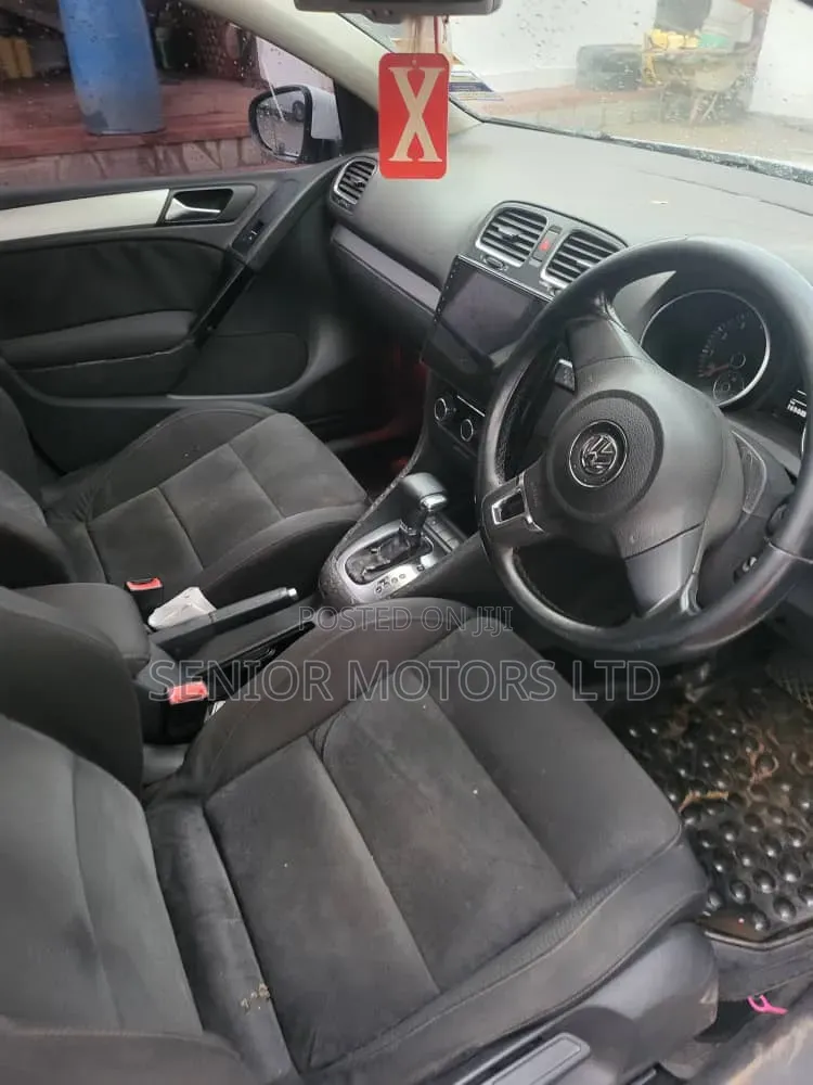 Volkswagen Golf 2014 White