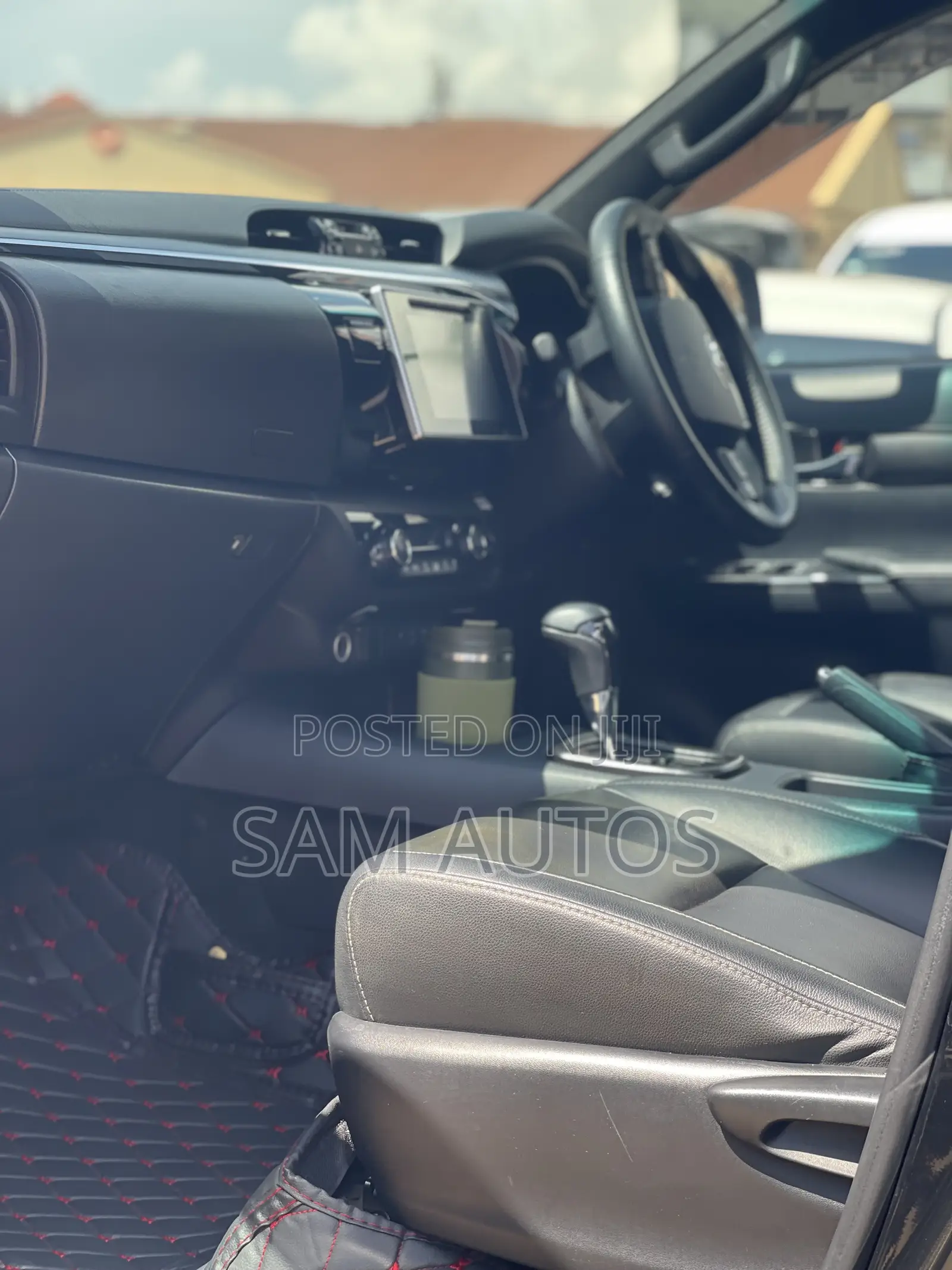 Toyota Hilux 2018 Black