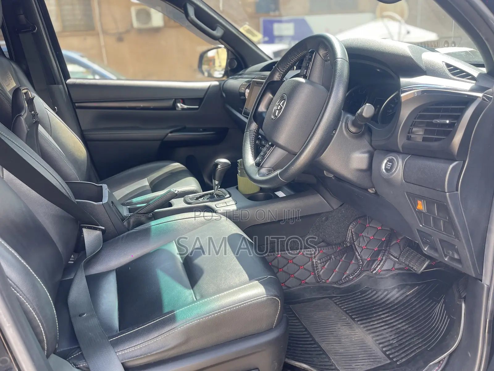Toyota Hilux 2018 Black
