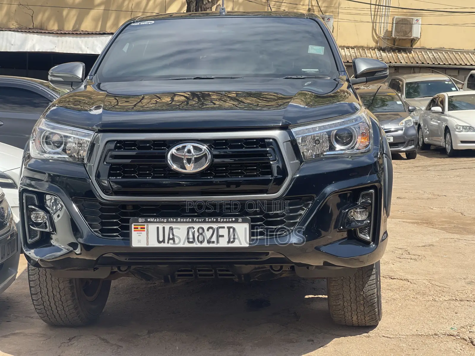 Toyota Hilux 2018 Black