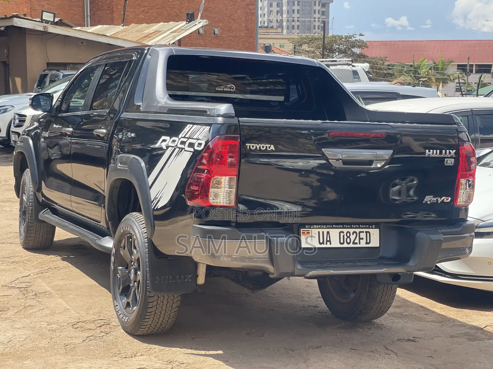 Toyota Hilux 2018 Black