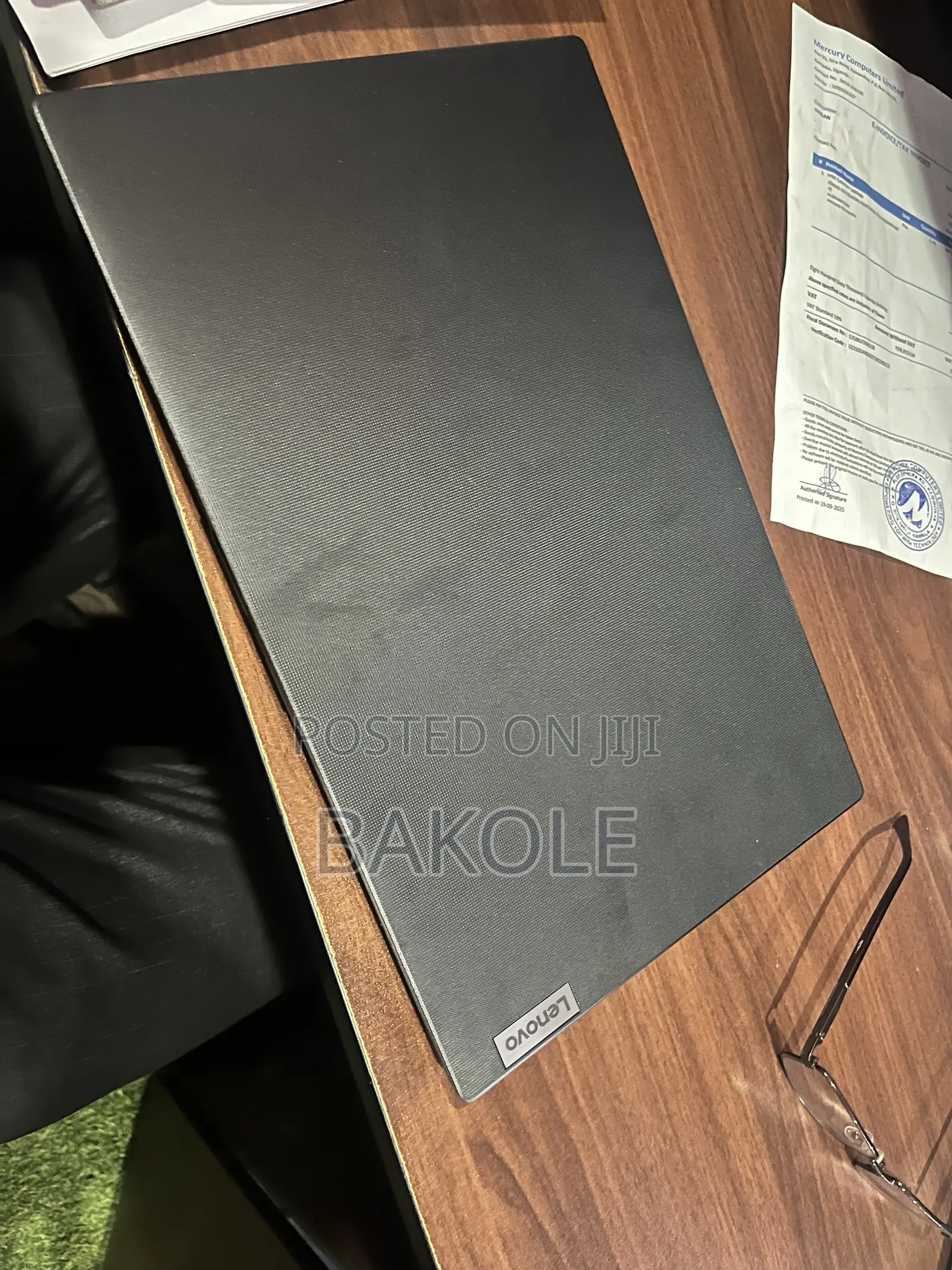 Laptop Lenovo V15 4GB Intel Celeron SSD 256GB