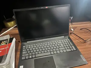Laptop Lenovo V15 4GB Intel Celeron SSD 256GB