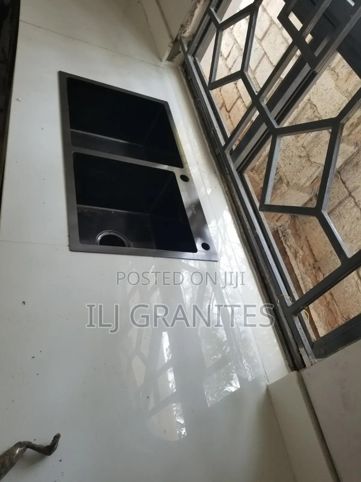 Matching Granites for Tops