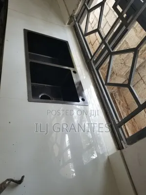 Matching Granites for Tops