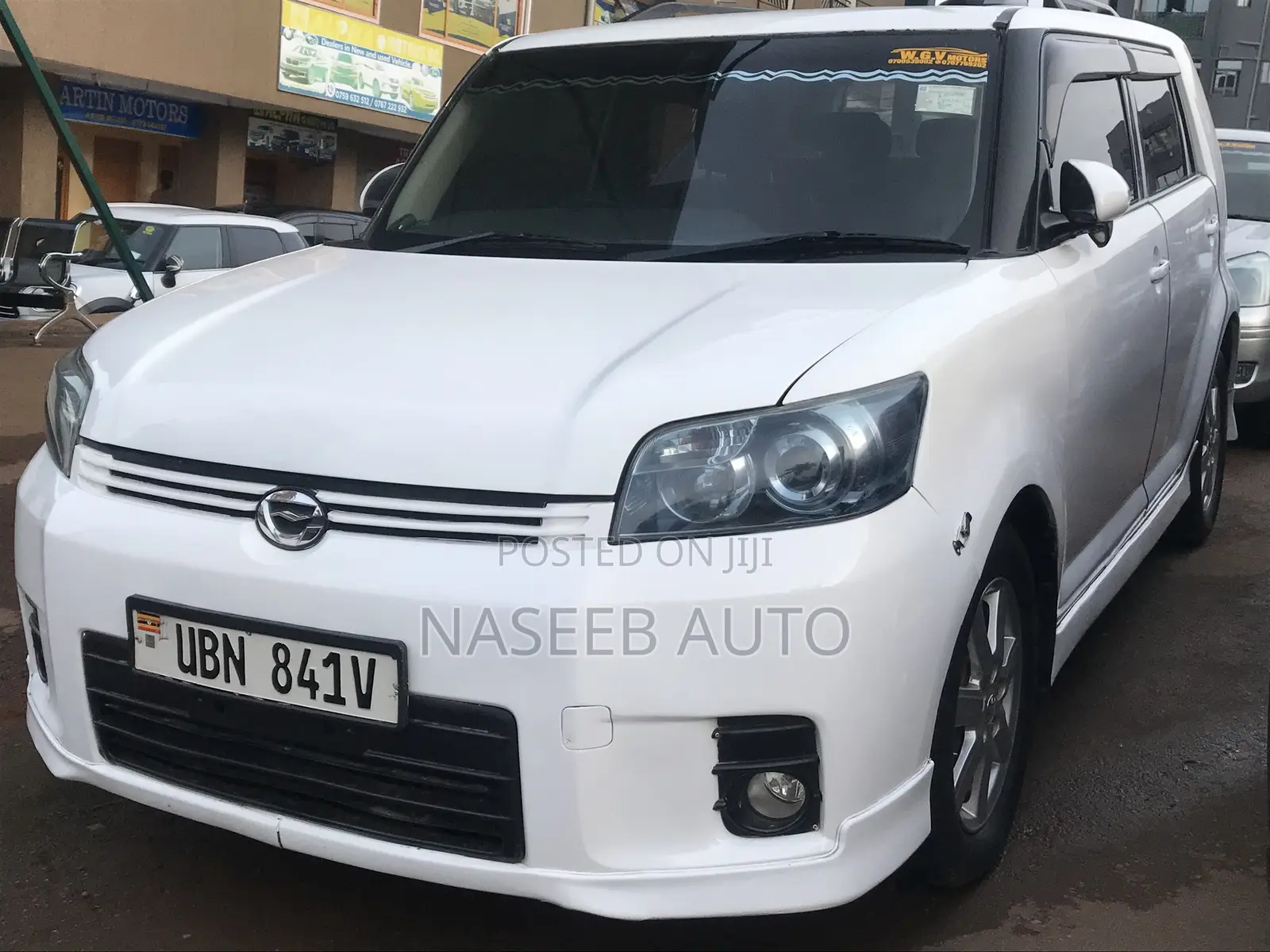 Toyota Corolla Rumion 2010 White