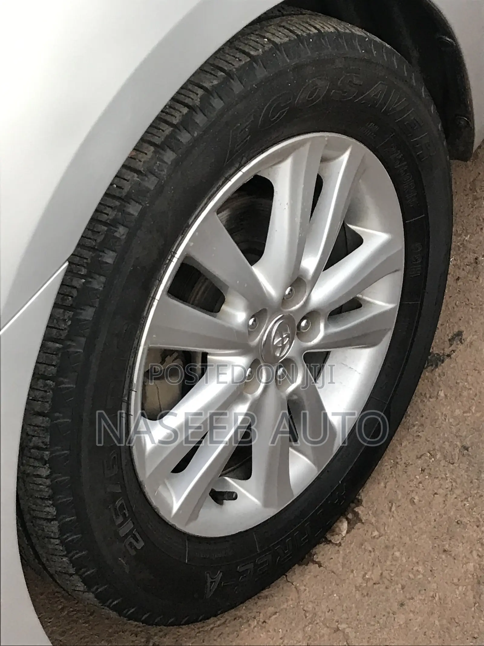Toyota Premio 2009 Silver