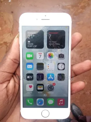 Apple iPhone 6s 16 GB Bronze