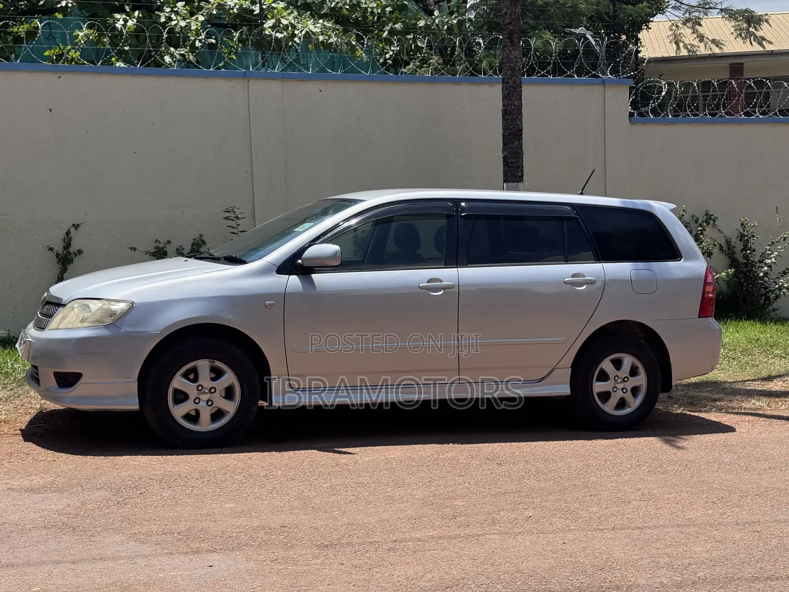 Toyota Corolla Fielder 2005 Silver