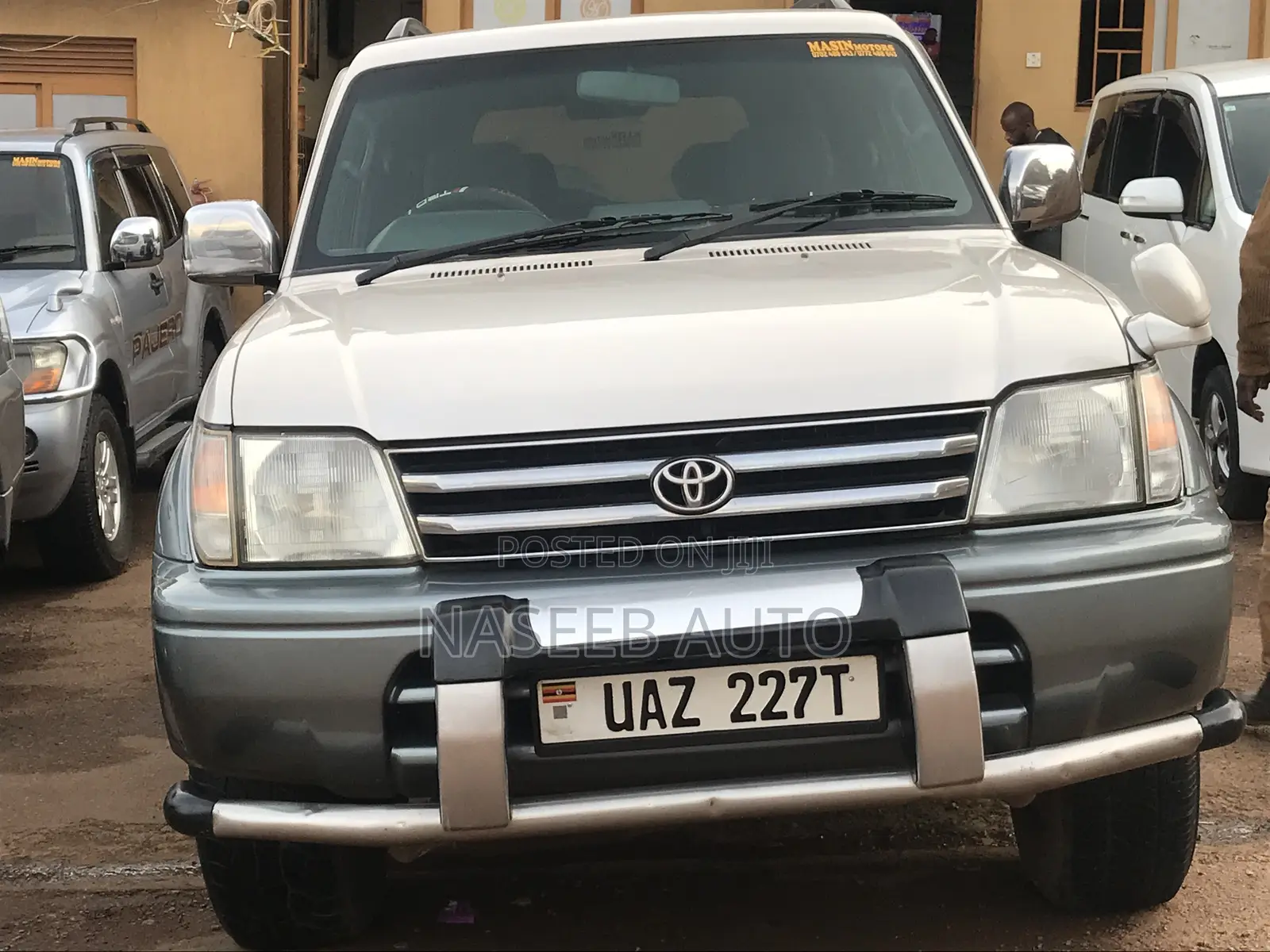 Toyota Land Cruiser Prado 2000 Silver