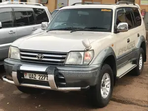 Toyota Land Cruiser Prado 2000 Silver