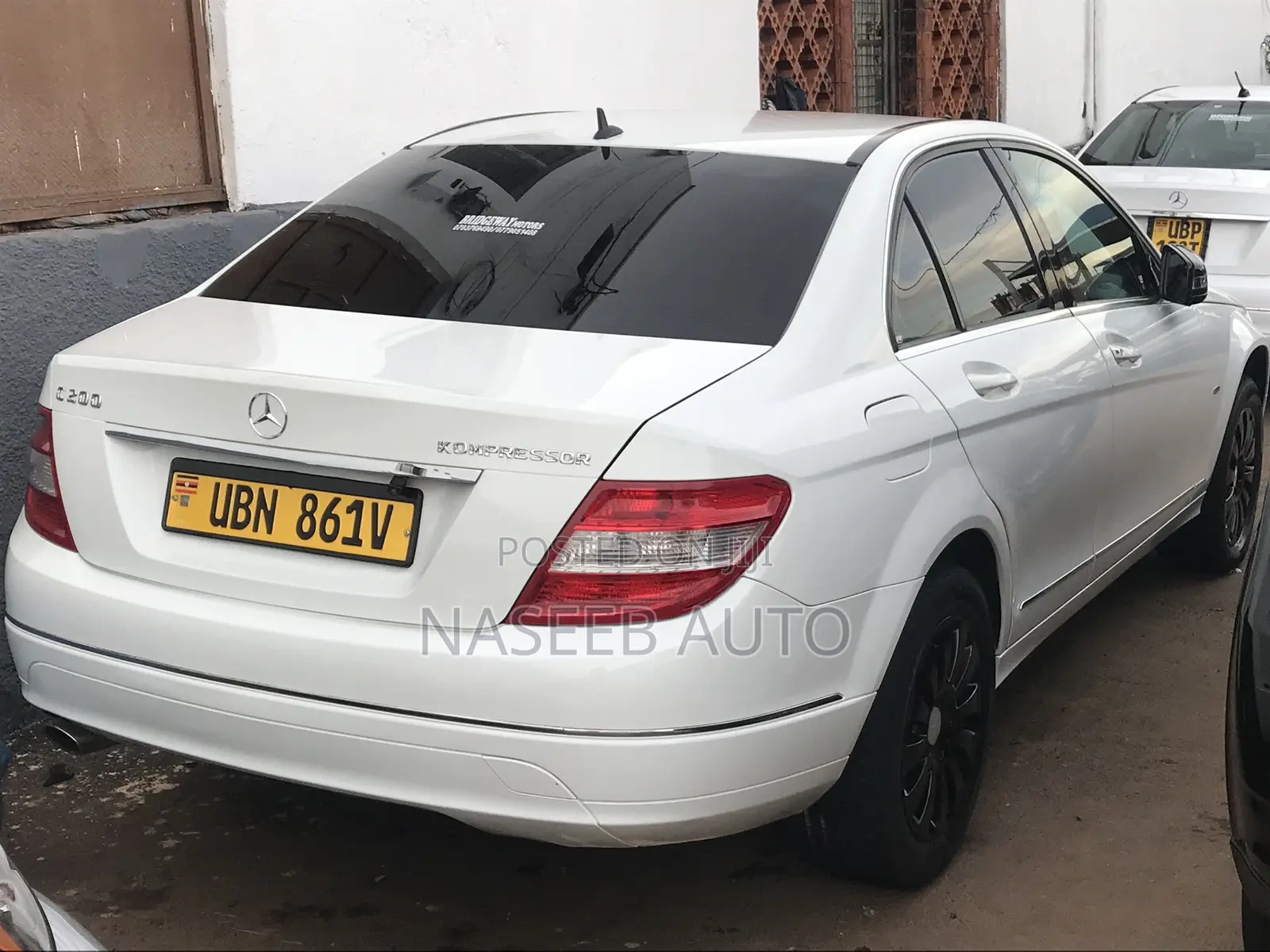 Mercedes-Benz C200 2012 White