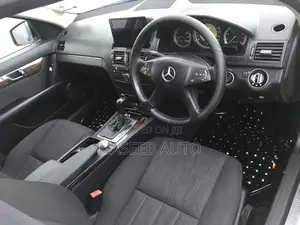 Mercedes-Benz C200 2012 White
