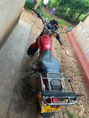 Yamaha 2019 Red
