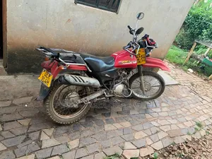 Yamaha 2019 Red