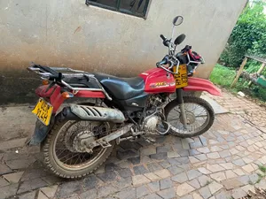 Yamaha 2019 Red