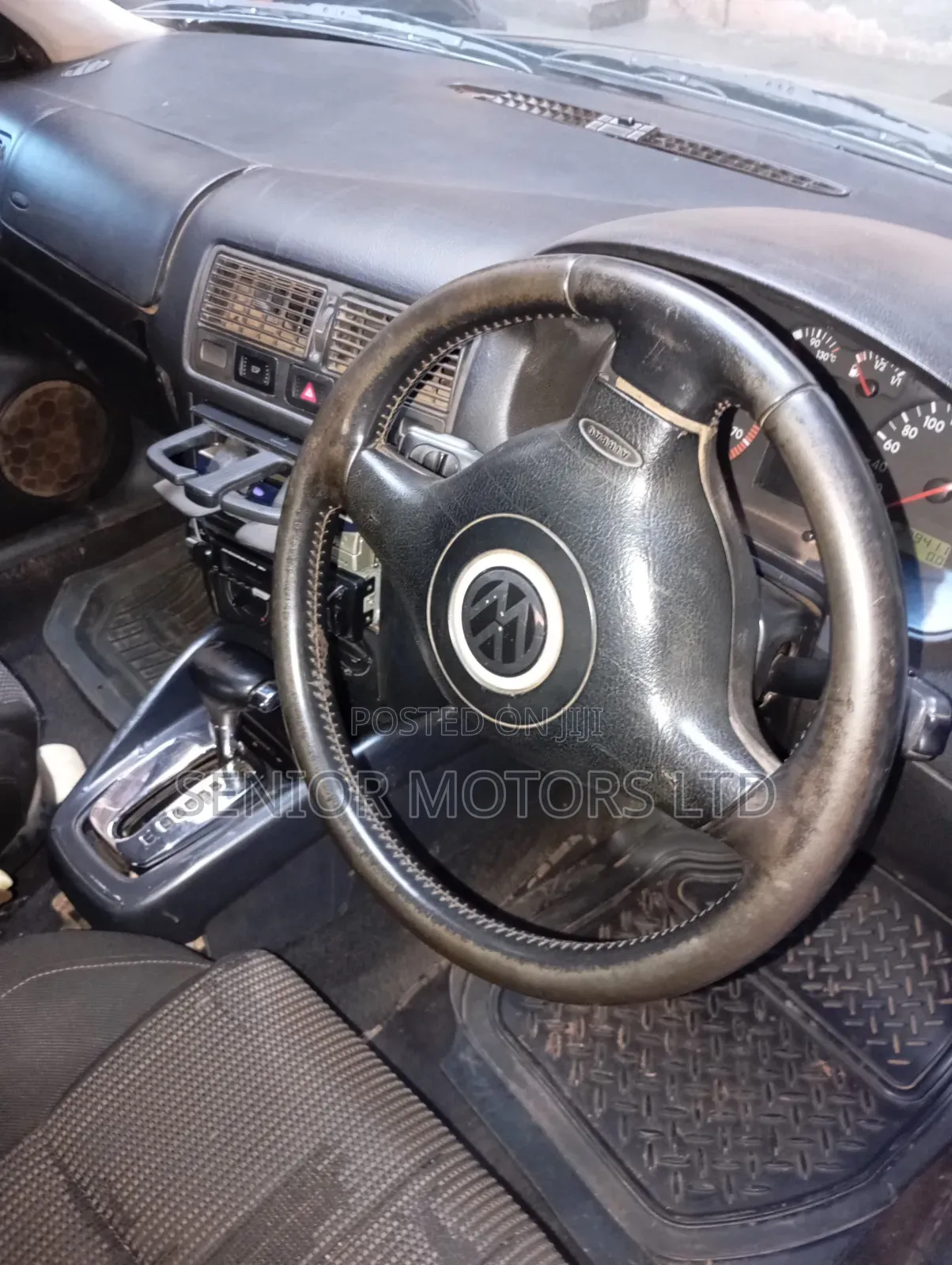 Volkswagen Golf 2004 Black