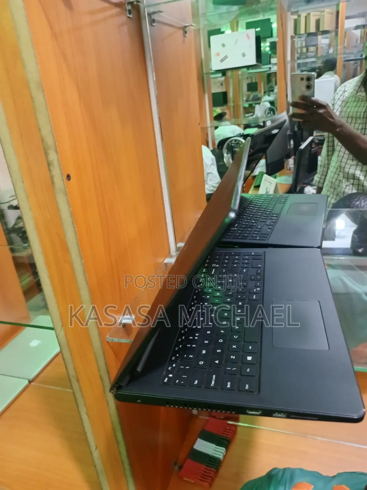 Laptop Dell Inspiron 3467 8GB Intel Core i5 HDD 500GB