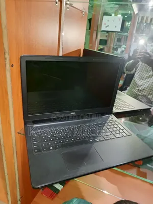 Laptop Dell Inspiron 3467 8GB Intel Core i5 HDD 500GB