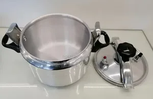 Traditional Polished Aluminum Heavy-Duty Pressure Cooker
