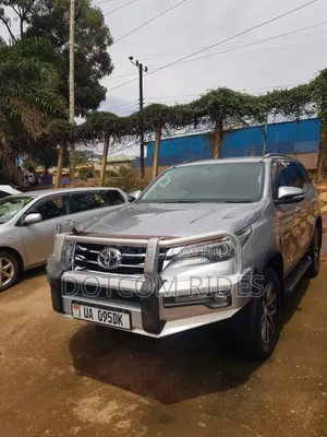 Toyota Fortuner 2.7 RWD 2015 Silver