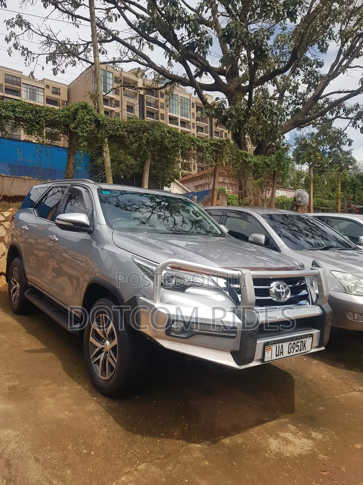 Toyota Fortuner 2.7 RWD 2015 Silver