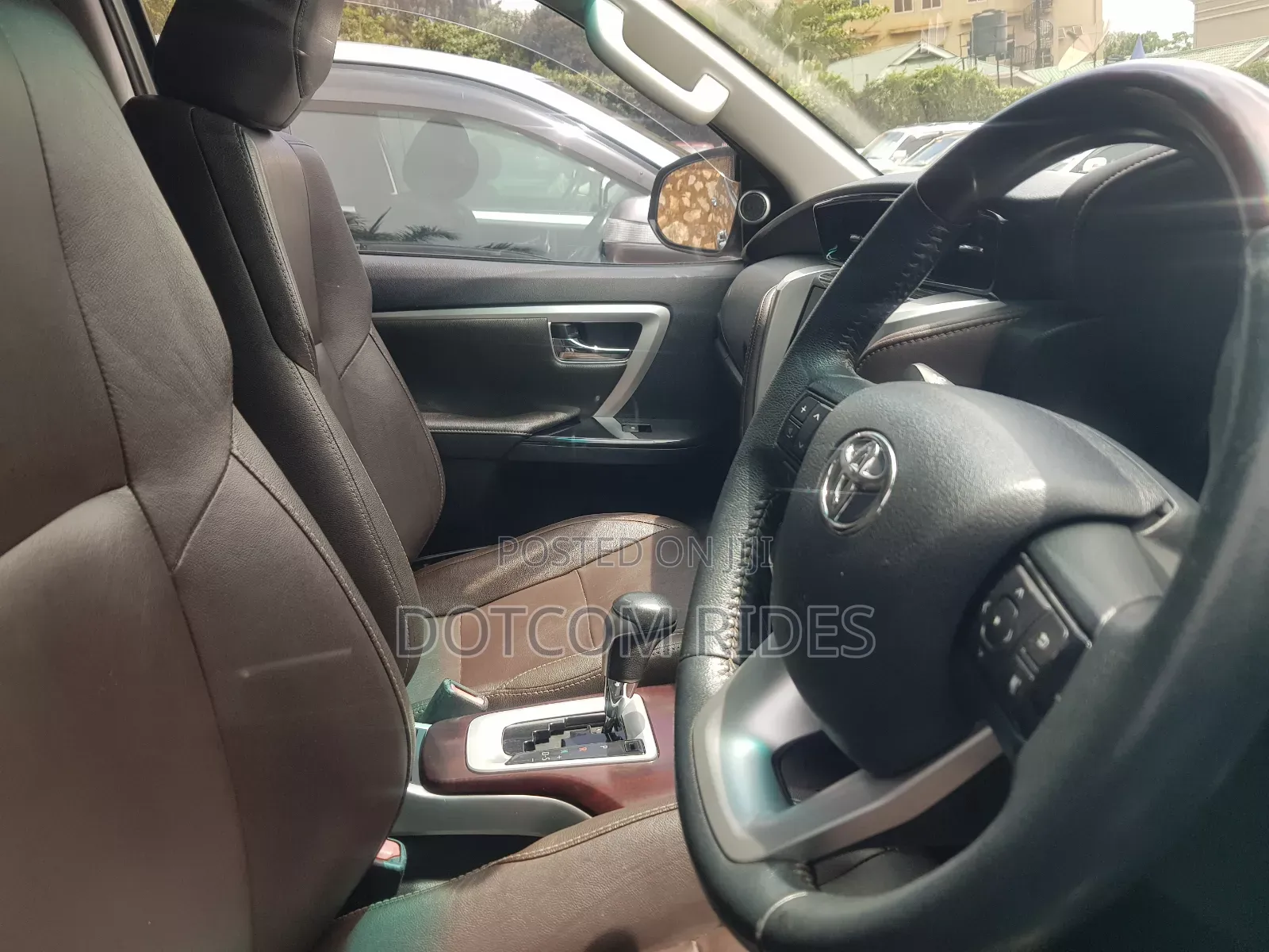 Toyota Fortuner 2.7 RWD 2015 Silver