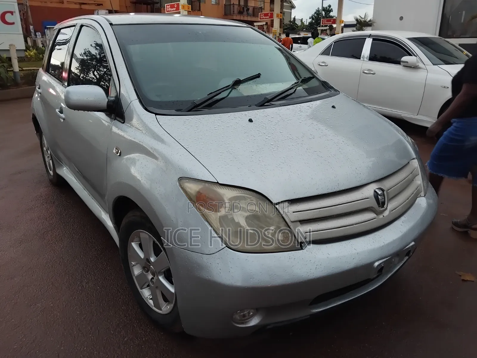 Toyota IST 2003 Silver