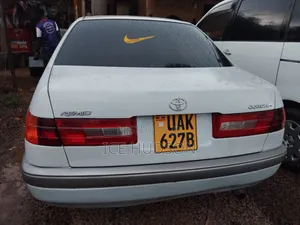 Toyota Corona Premio 2001 White