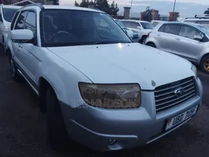 Subaru Forester 2005 White