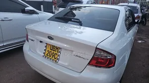 Subaru Legacy 2010 White