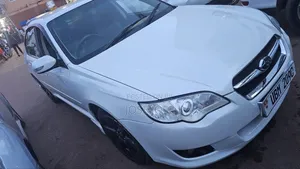 Subaru Legacy 2010 White