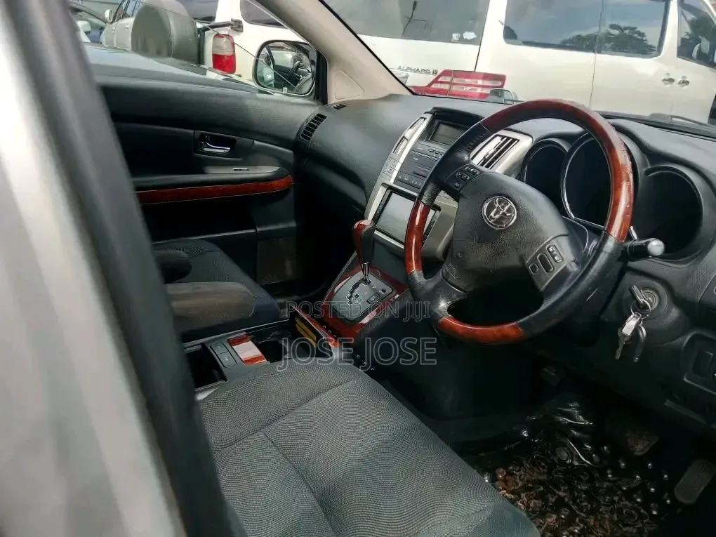 Toyota Harrier 2008 Silver