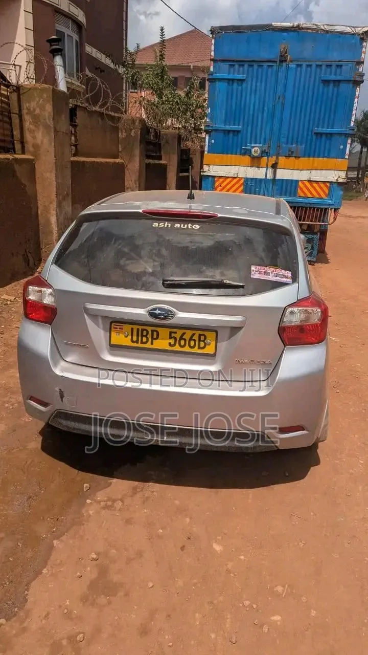 Subaru Impreza 2015 Silver