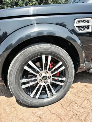 Land Rover Discovery 2014 Black