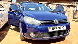 Volkswagen Golf 2011 Blue