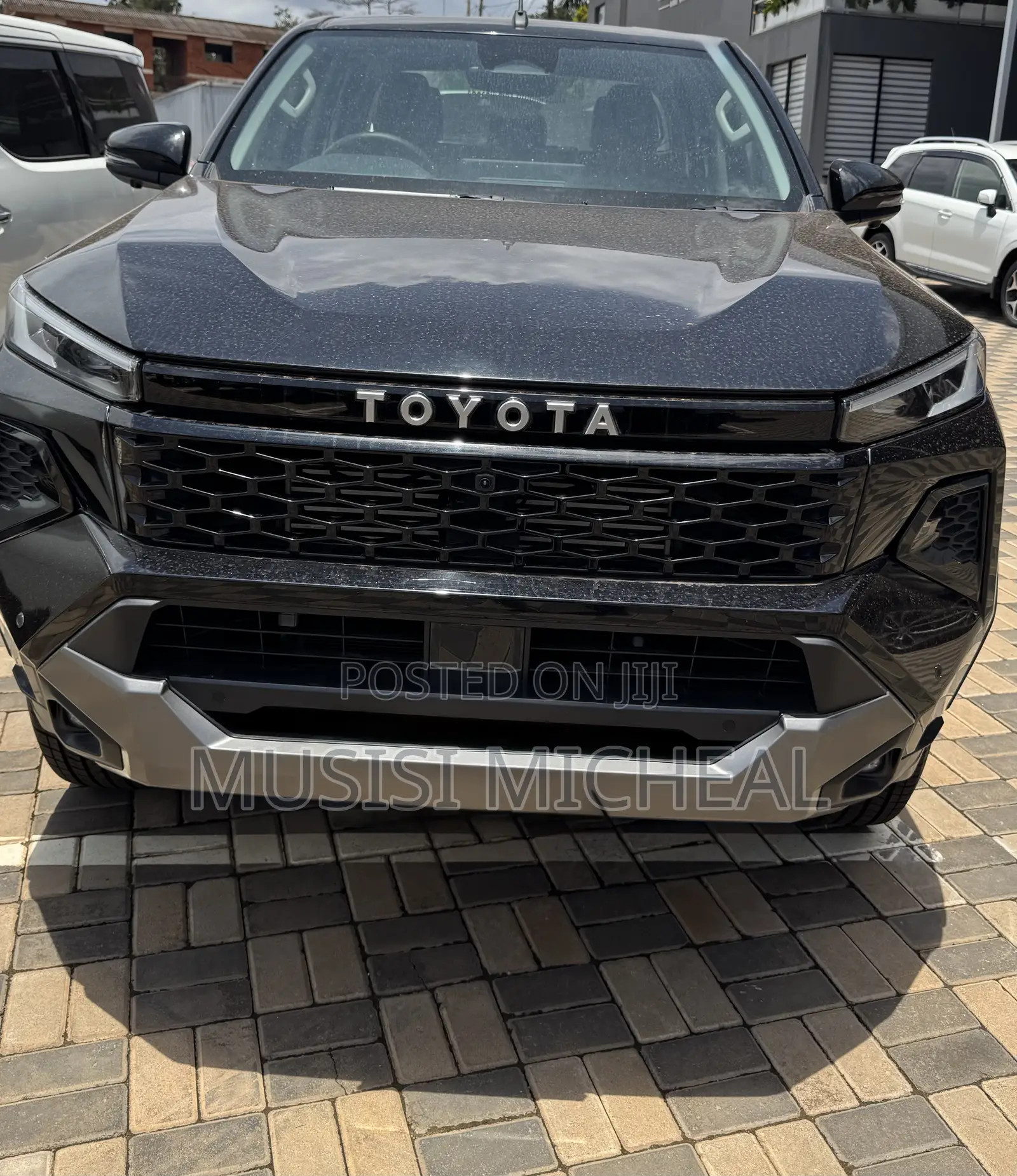 New Toyota Hilux 2025 Black