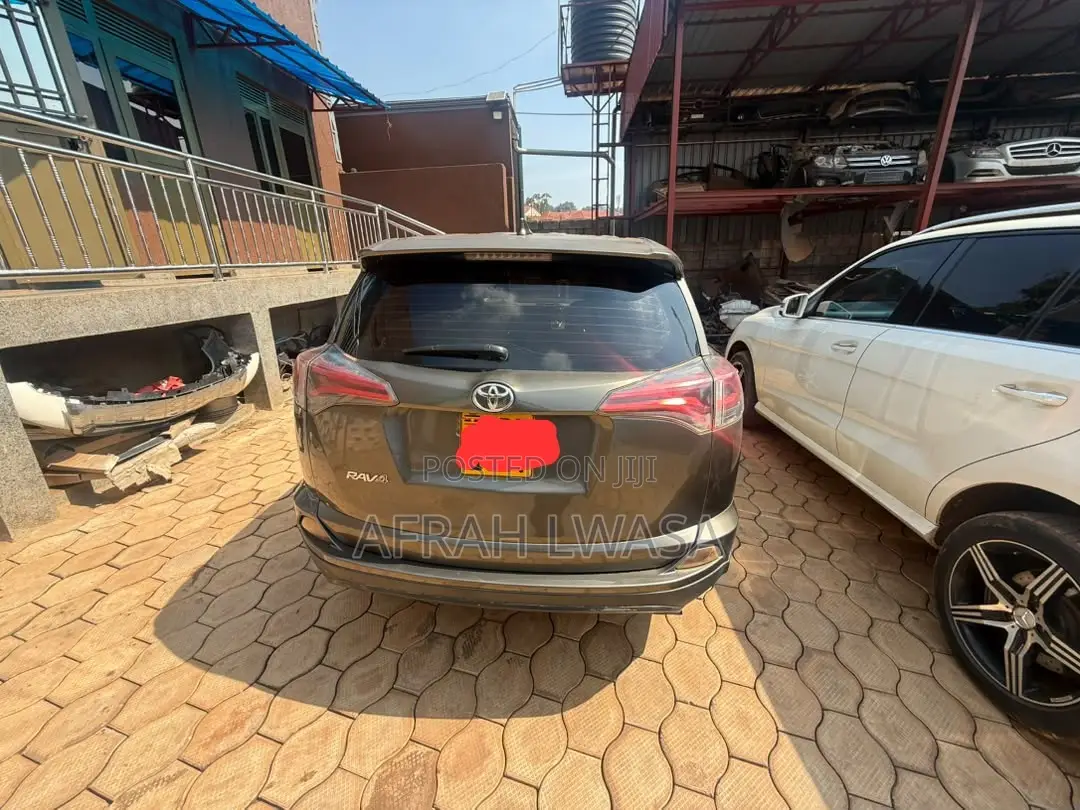 Toyota RAV4 2015 Gray