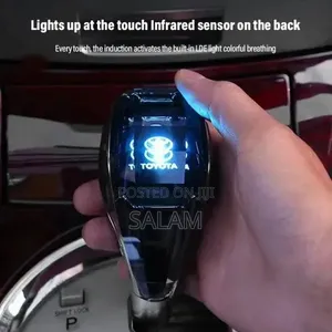 Universal Premium Crystal Gear Knob – Stylish Car Gear Shift Handle