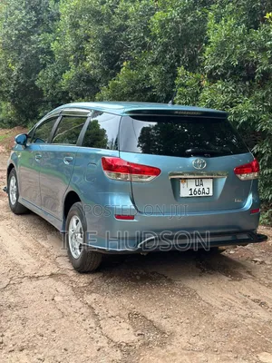 Toyota Wish 2011 Blue