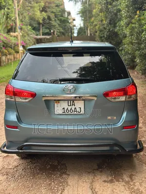 Toyota Wish 2011 Blue