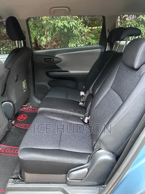 Toyota Wish 2011 Blue