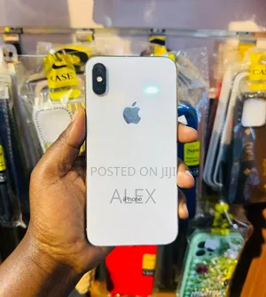 Apple iPhone XS 64 GB White