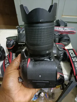 Nikon D7200 With 18-140mm Lens