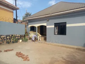 Furnished 4bdrm House in Central Division for sale