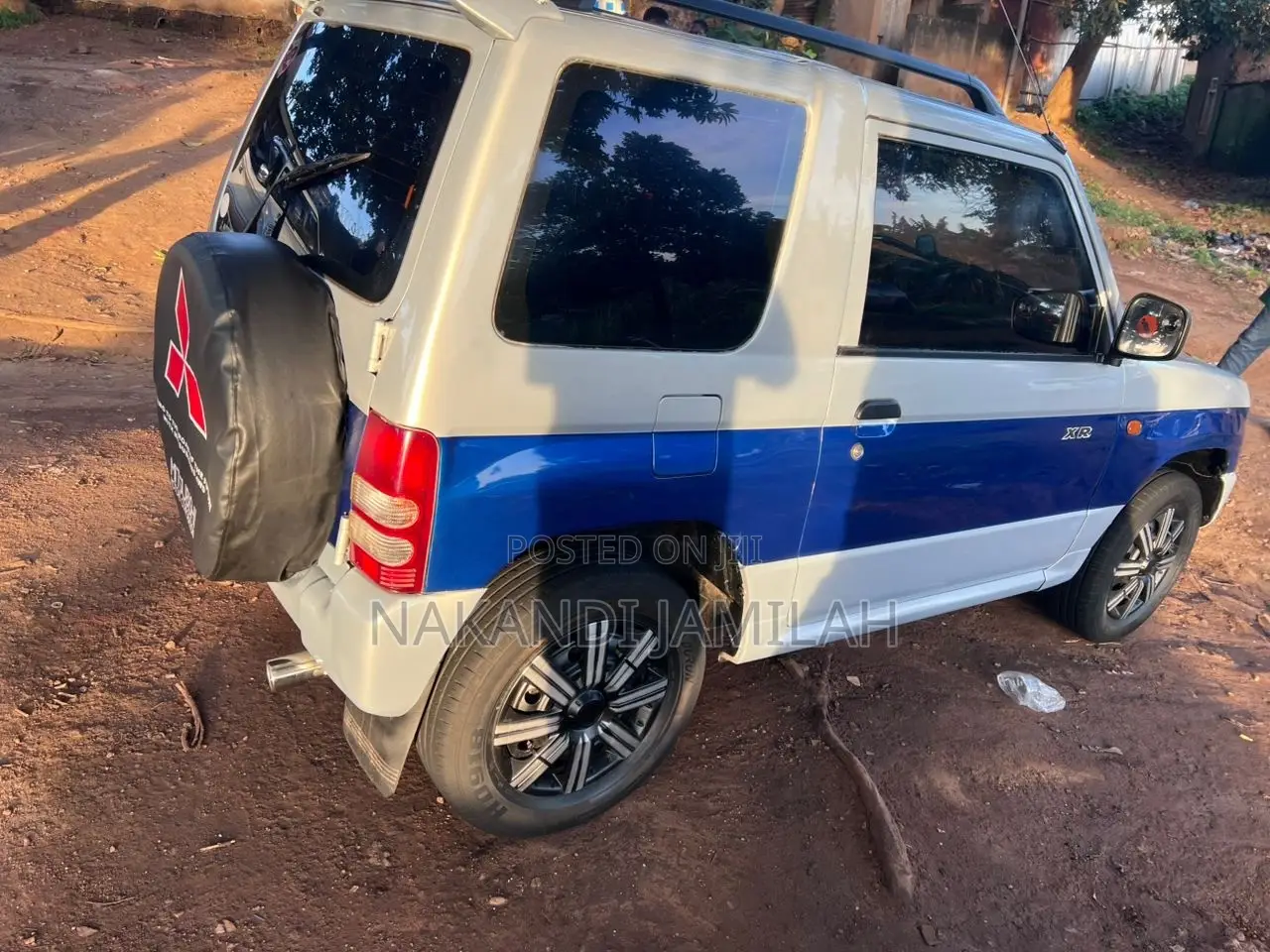 Mitsubishi Pajero 1996 Blue