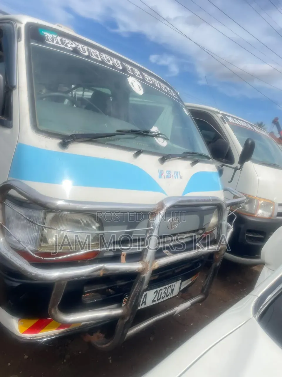 Toyota HiAce 1998 White